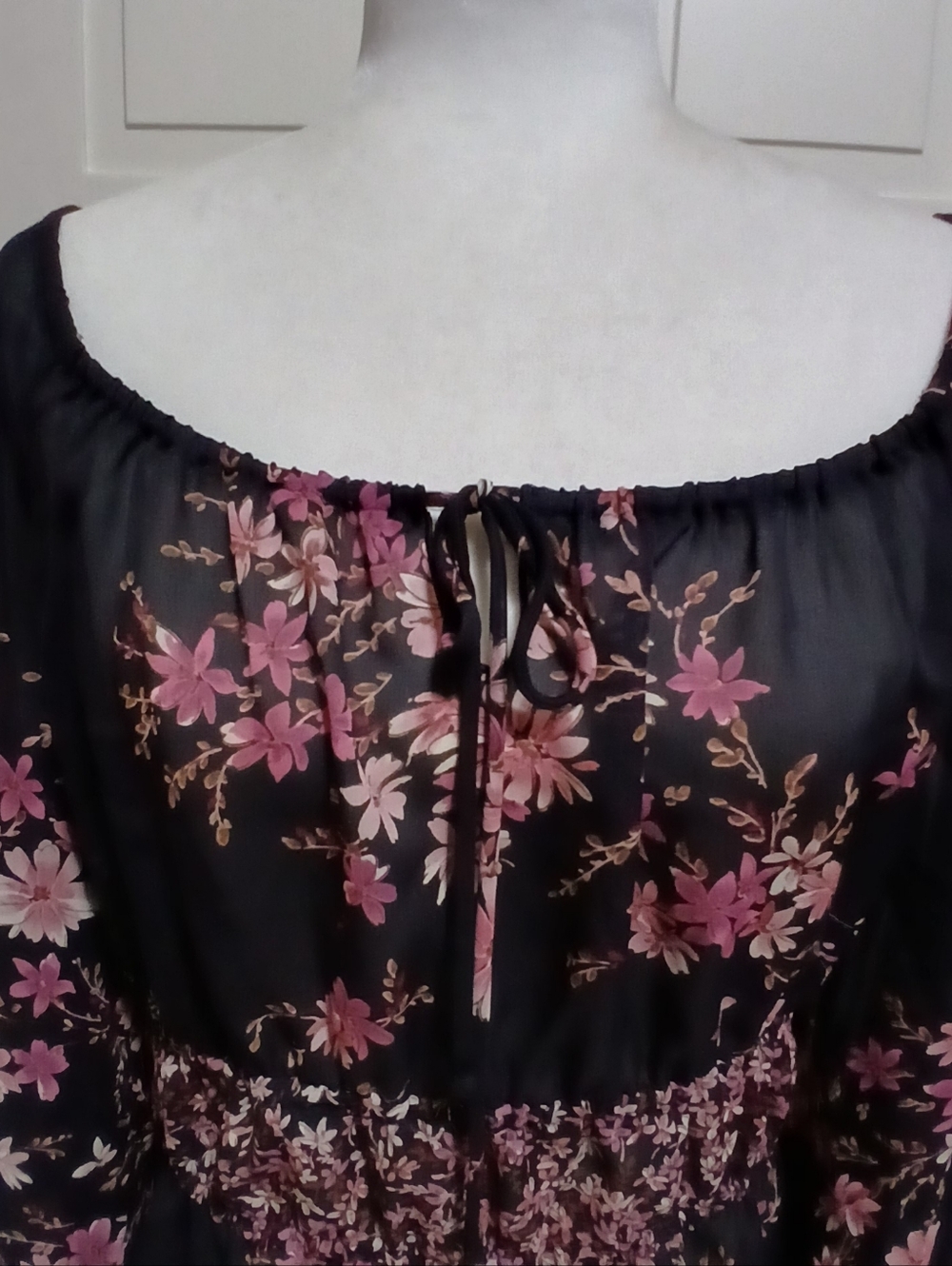 Vintage AGB Byer California Size M Black Pink Floral Mesh Y2K Blouse Top - Picture 4 of 7